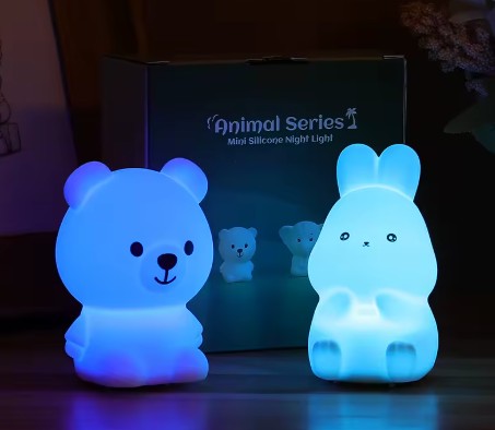 LÁMPARA DE NOCHE CON DISEÑO DE OSO O CONEJO