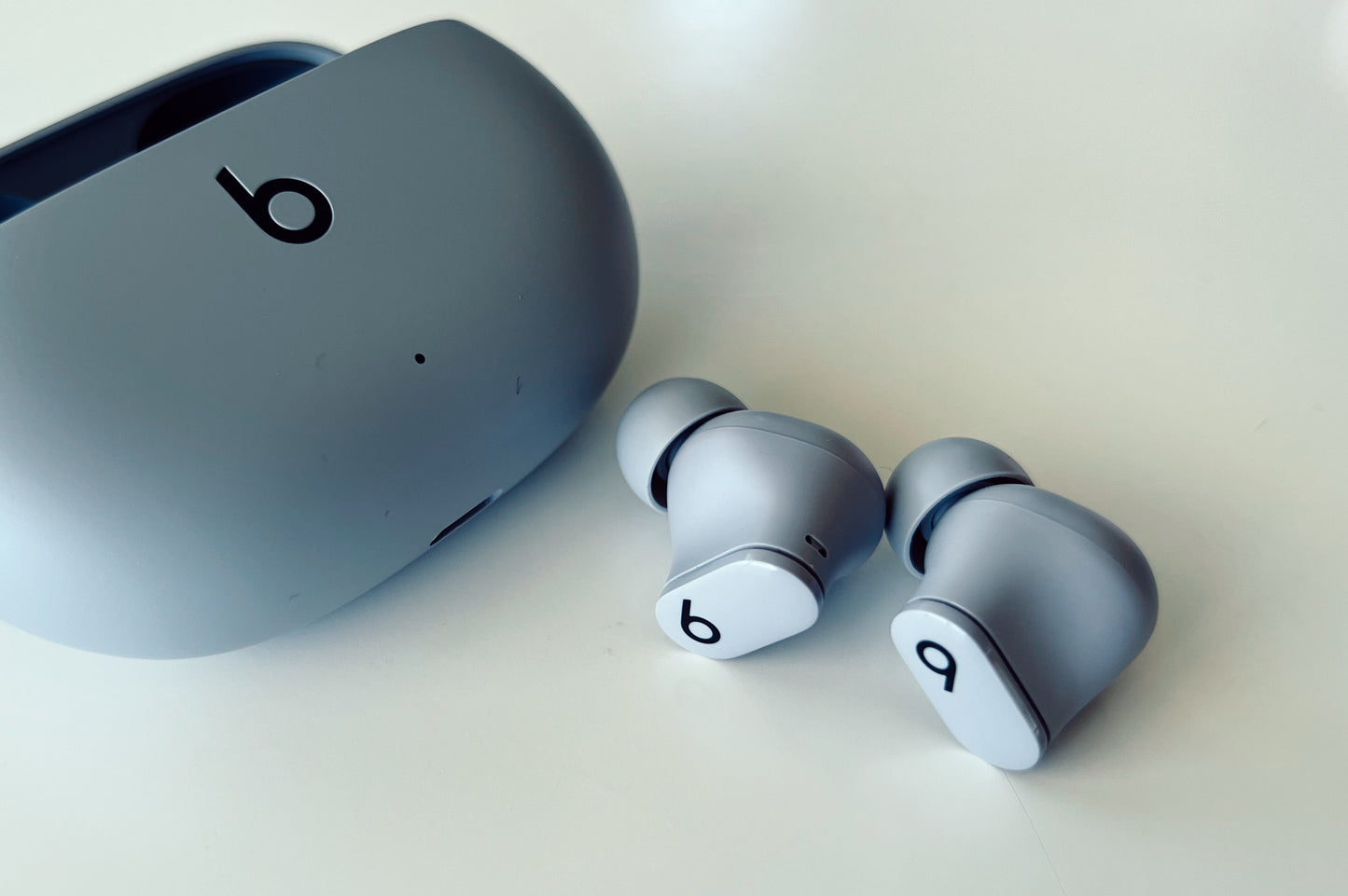 AUDIFONOS BEATS STUDIO BUDS PLUS