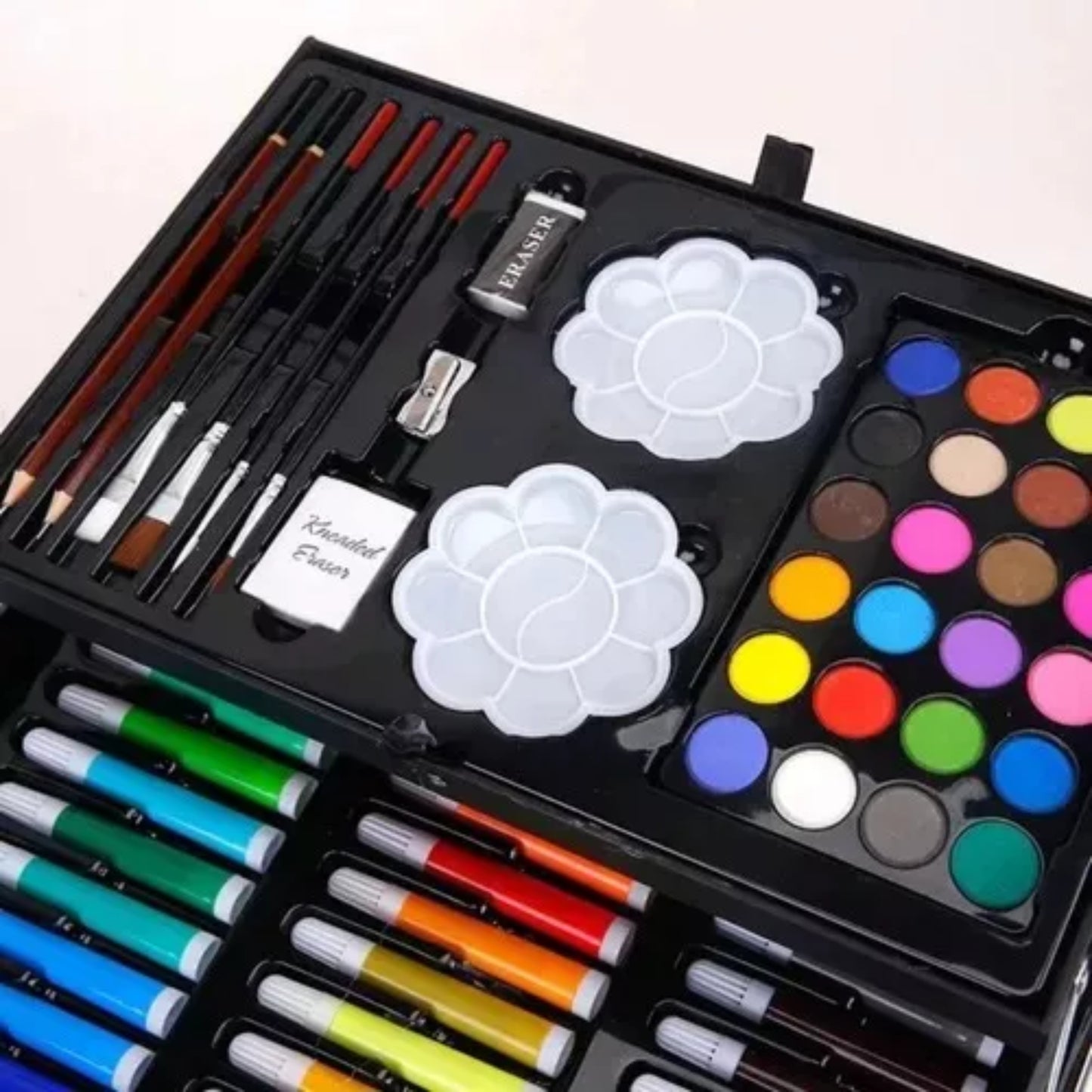 NUEVO KIT DE ARTE EN MALETA METÁLICA